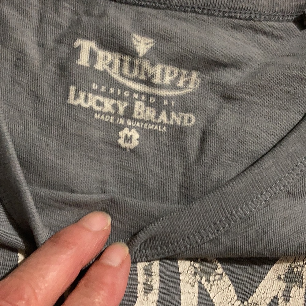Lucky Brand T-shirt - Picture 3 of 3